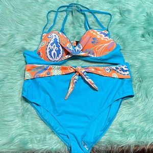 Rose hall size XL high waist bikini NEW never wore.